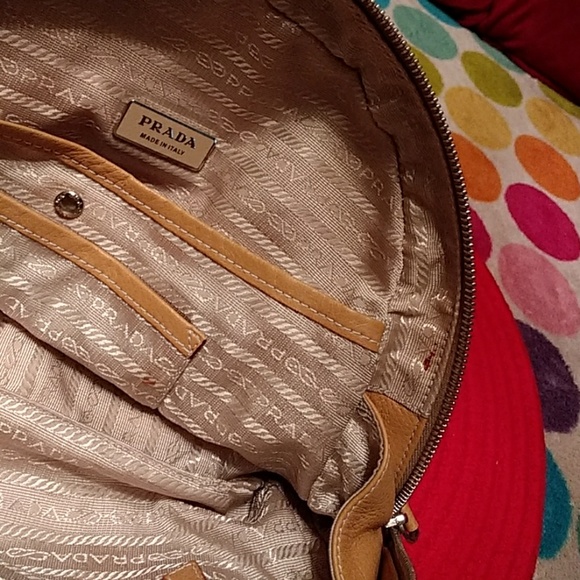 Authentic NWOT Prada yellow soft leather bag. - Picture 8 of 8